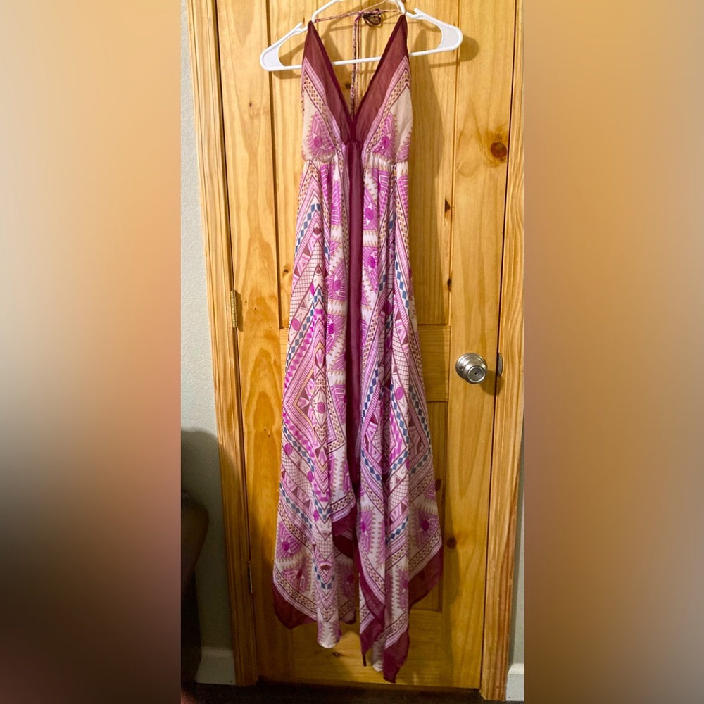 Jessica Taylor size M flowy crepe halter dress with shark-bite hemline